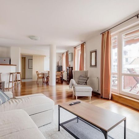 Bright And Spacious Penthouse W/ Terrace & Parking Budapest Exterior photo