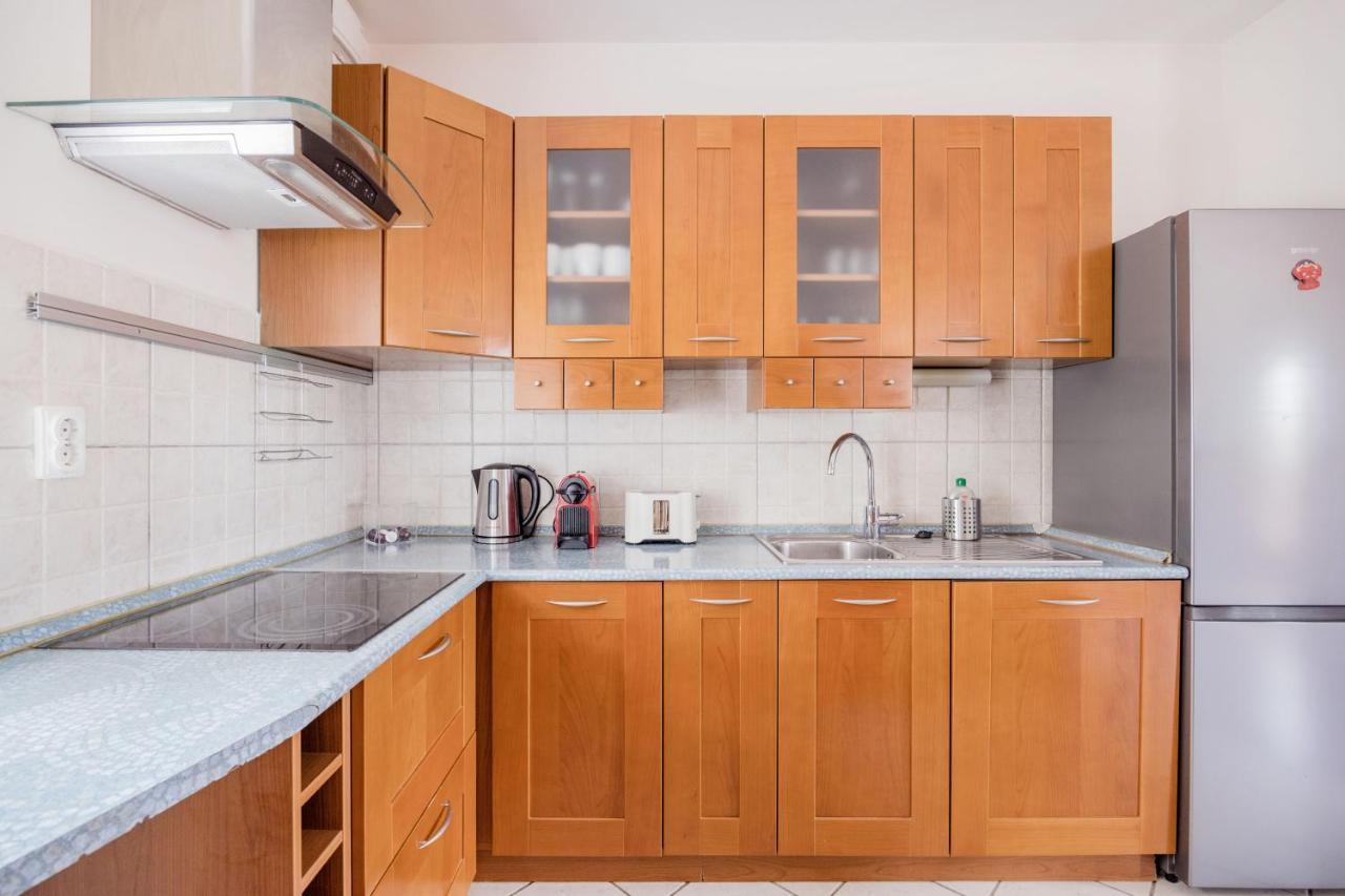 Bright And Spacious Penthouse W/ Terrace & Parking Budapest Exterior photo